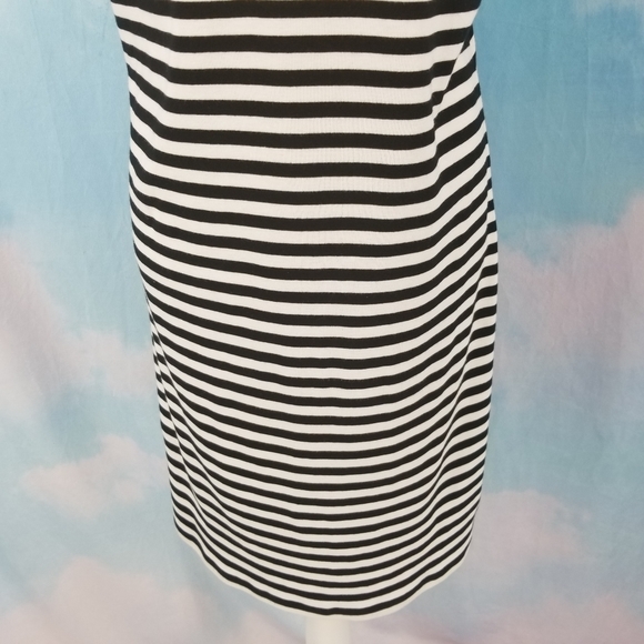 Calvin Klein Stripe Tee Dress Logo Front - Medium  NWT - Picture 4 of 9